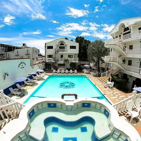 Hotel Anamichu Suites ميلغار المظهر الخارجي الصورة