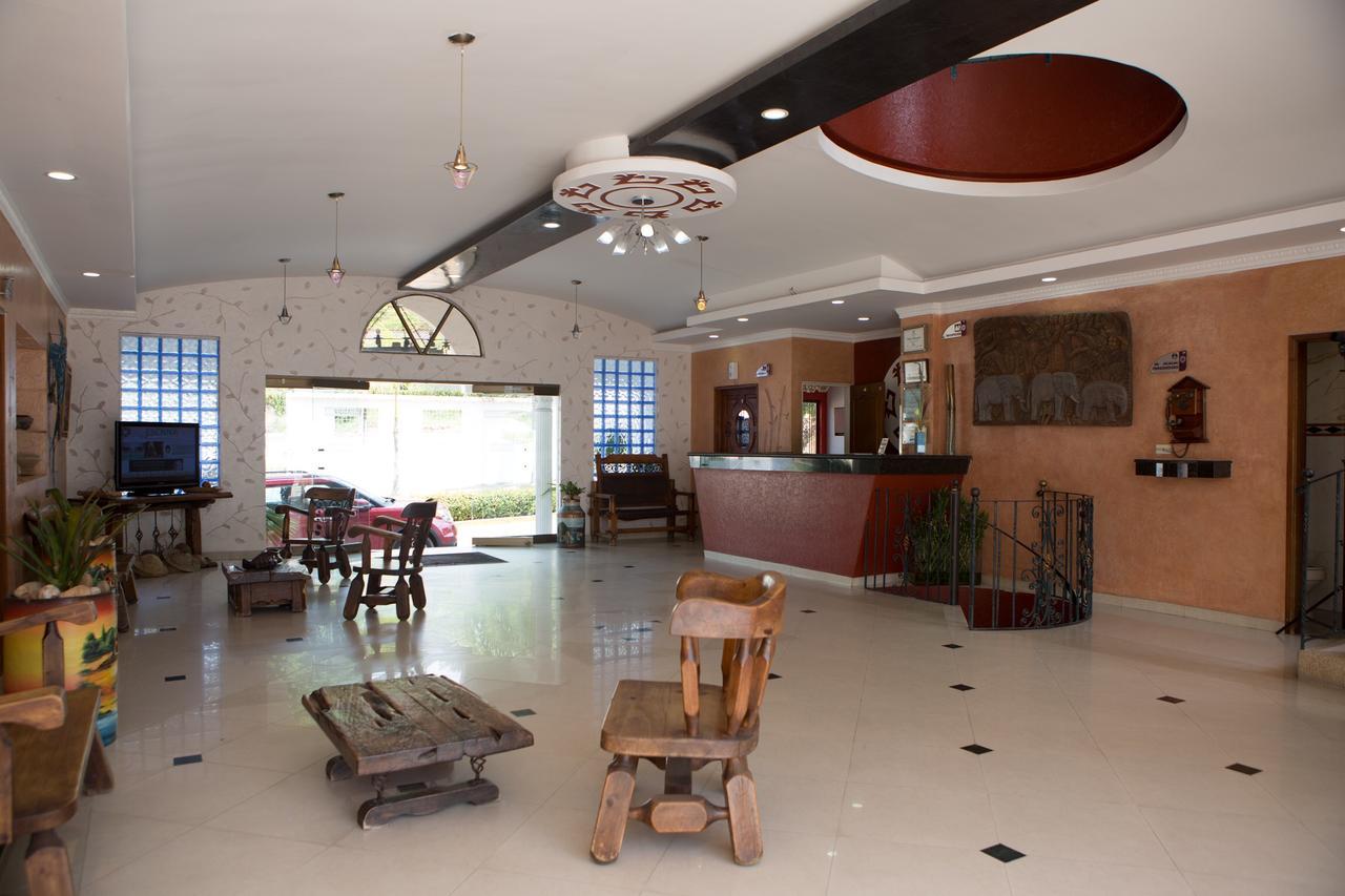 Hotel Anamichu Suites ميلغار المظهر الخارجي الصورة