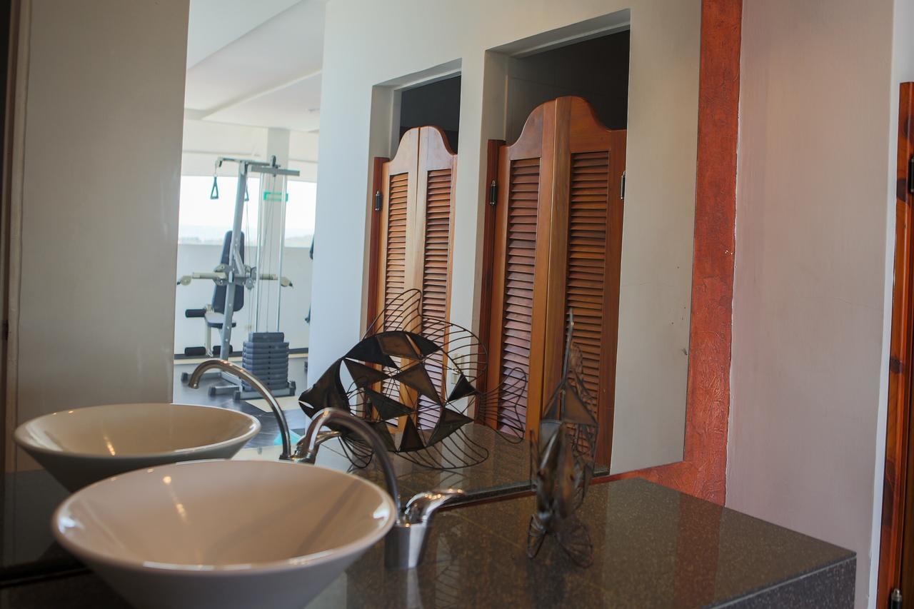 Hotel Anamichu Suites ميلغار المظهر الخارجي الصورة